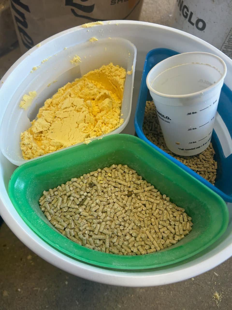 plastic bucket with divider inserts color coded